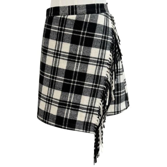 Antonio Melani Georgie Brushed Plaid Fringe Wrap Front Mini A-Line Skirt Size 10 - Picture 11 of 16